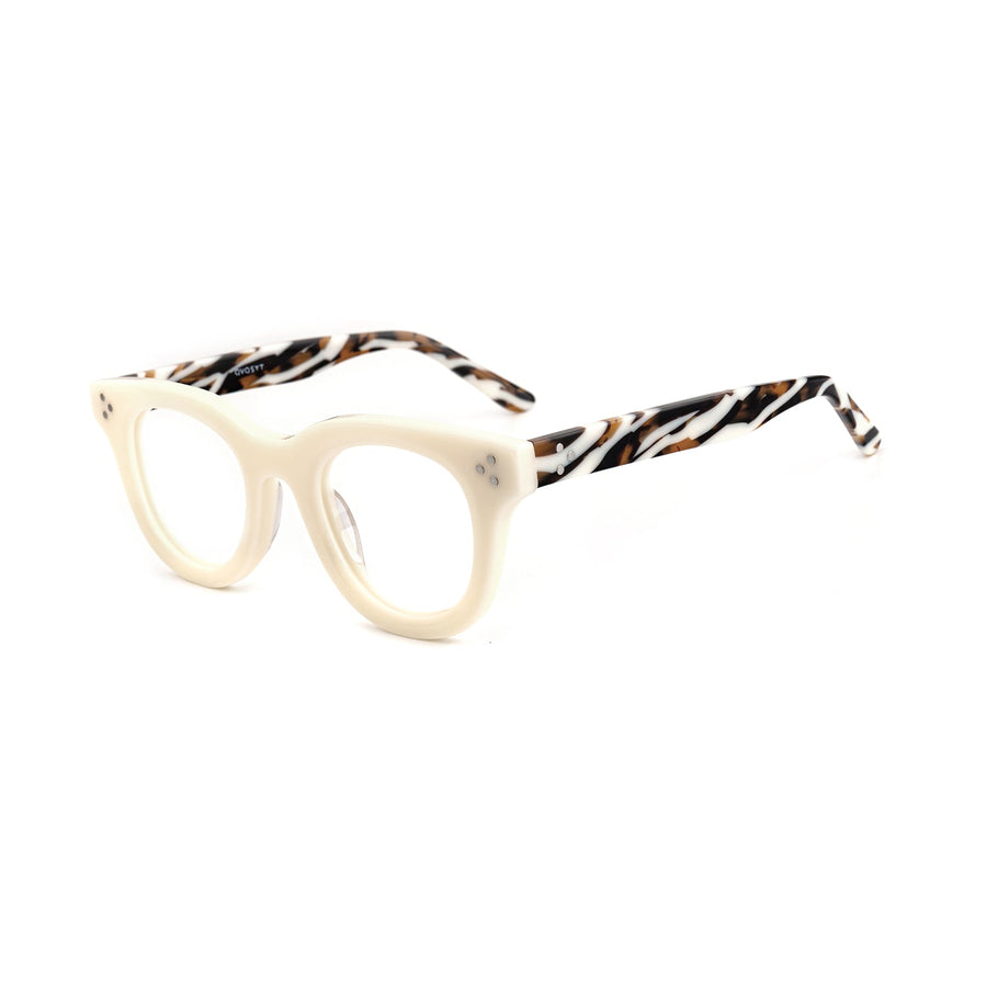 Color_Off white